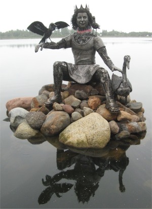 inner_lake_statue