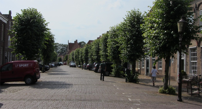 woudrichem_street