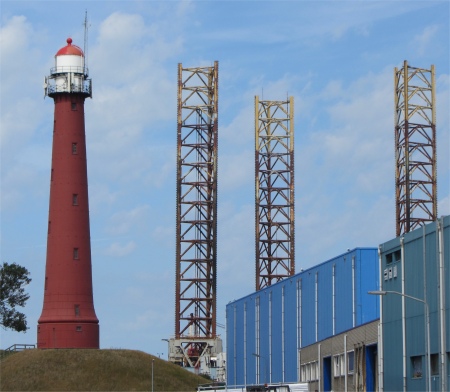 dwarfed_lighthouse