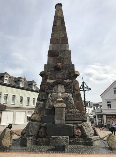 stone_memorial