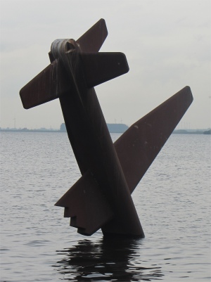 plane_sculpture