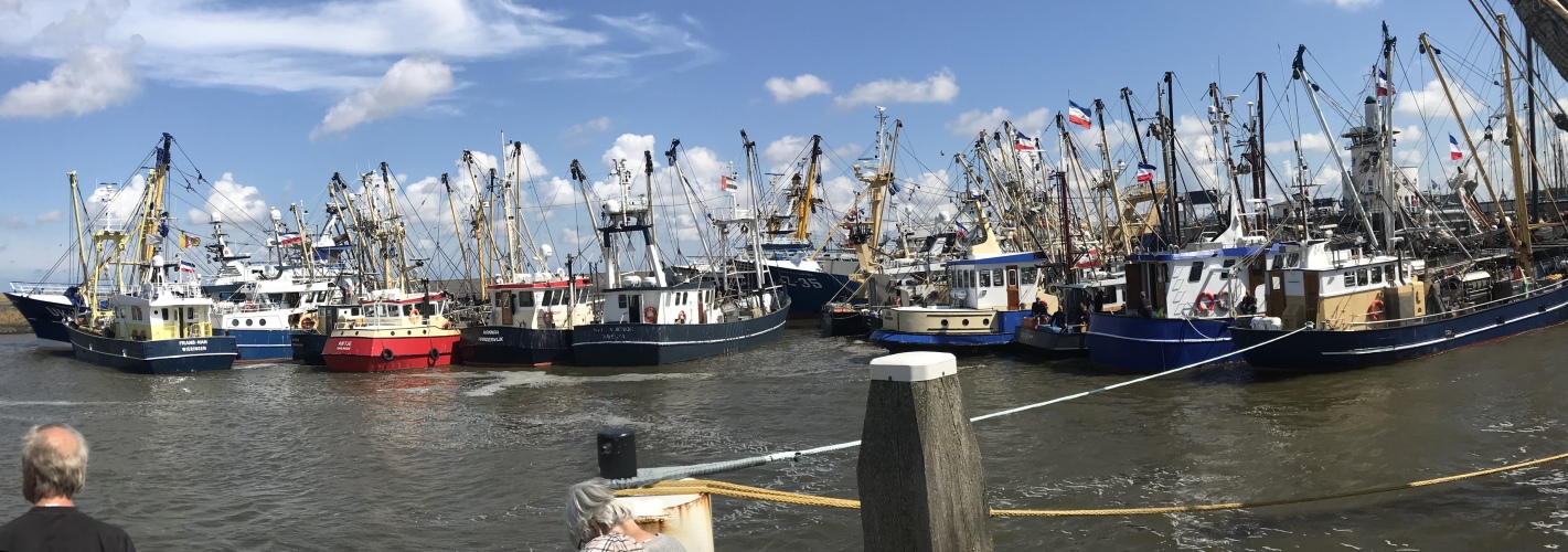trawler_blockade
