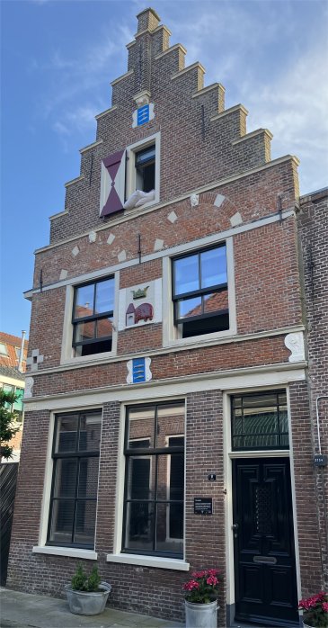 another_housefront