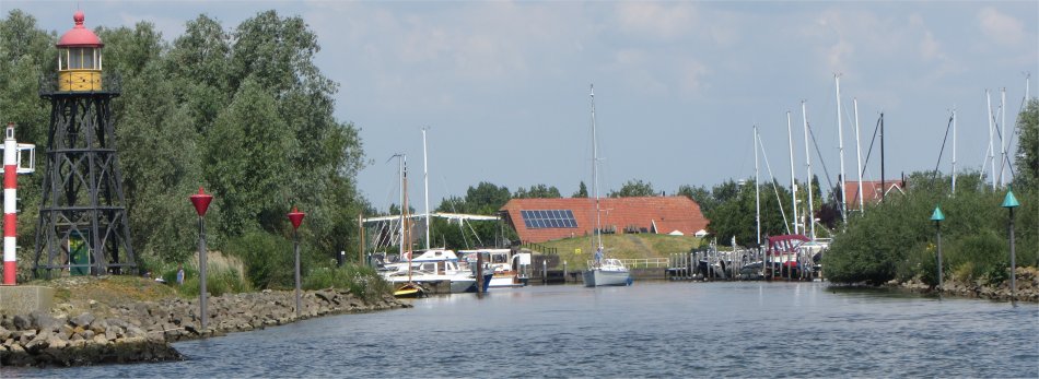 marina_on_dordtsch_kil