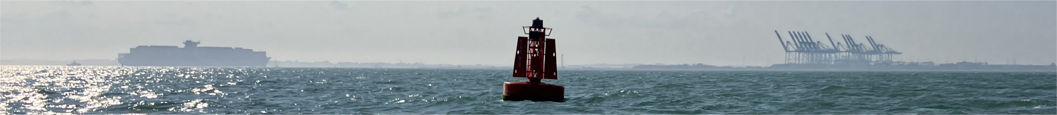 maersk_entering_felixstowe