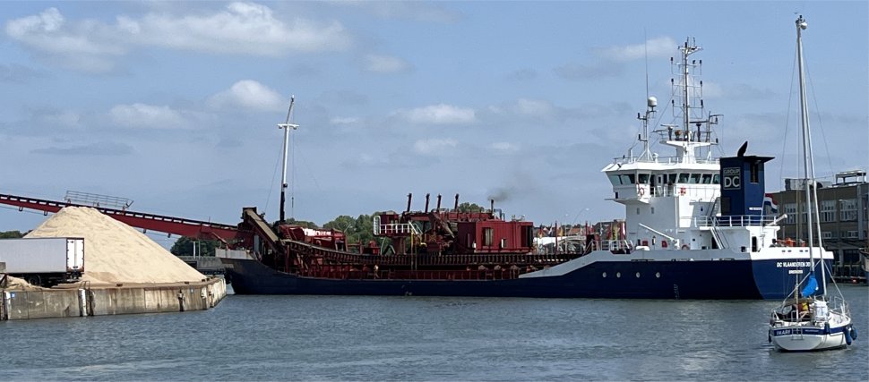 nieuwpoort_dredger