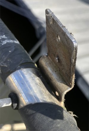 nav_light_bracket