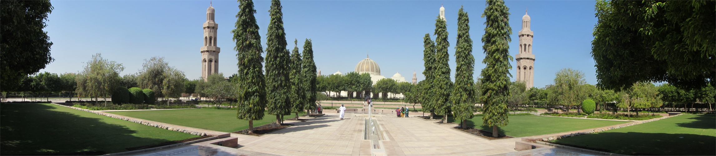 grand_mosque_entrance